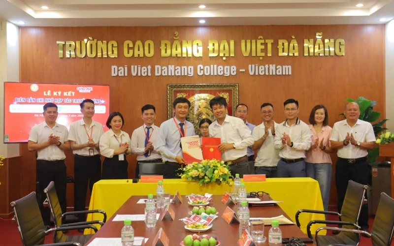 Trường Cao Đẳng Đại Việt Đà Nẵng Ký Thỏa Thuận Ghi Nhớ Hợp Tác Với Báo Gd&Tđ