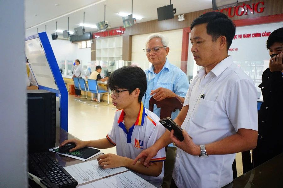TRƯỞNG THÀNH TỪ HOẠT ĐỘNG TÌNH NGUYỆN: HÀNH TRÌNH RÈN LUYỆN BẢN LĨNH VÀ TRÁCH NHIỆM XÃ HỘI