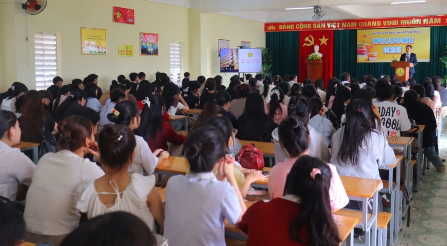 Chào Đón 150 Tân Sinh Viên K25 Nhập Học 17/9/2025 | Trường Cao Đẳng Đại Việt Đà Nẵng