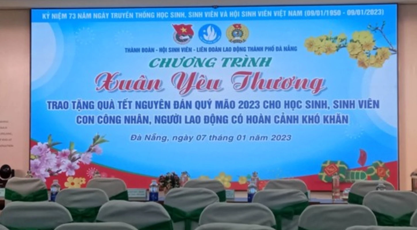 Chương Trình Xuân Yêu Thương Nhân Kỷ Niệm 73 Năm Ngày Truyền Thống Học Sinh, Sinh Viên Việt Nam | Trường Cao Đẳng Đại Việt Đà Nẵng