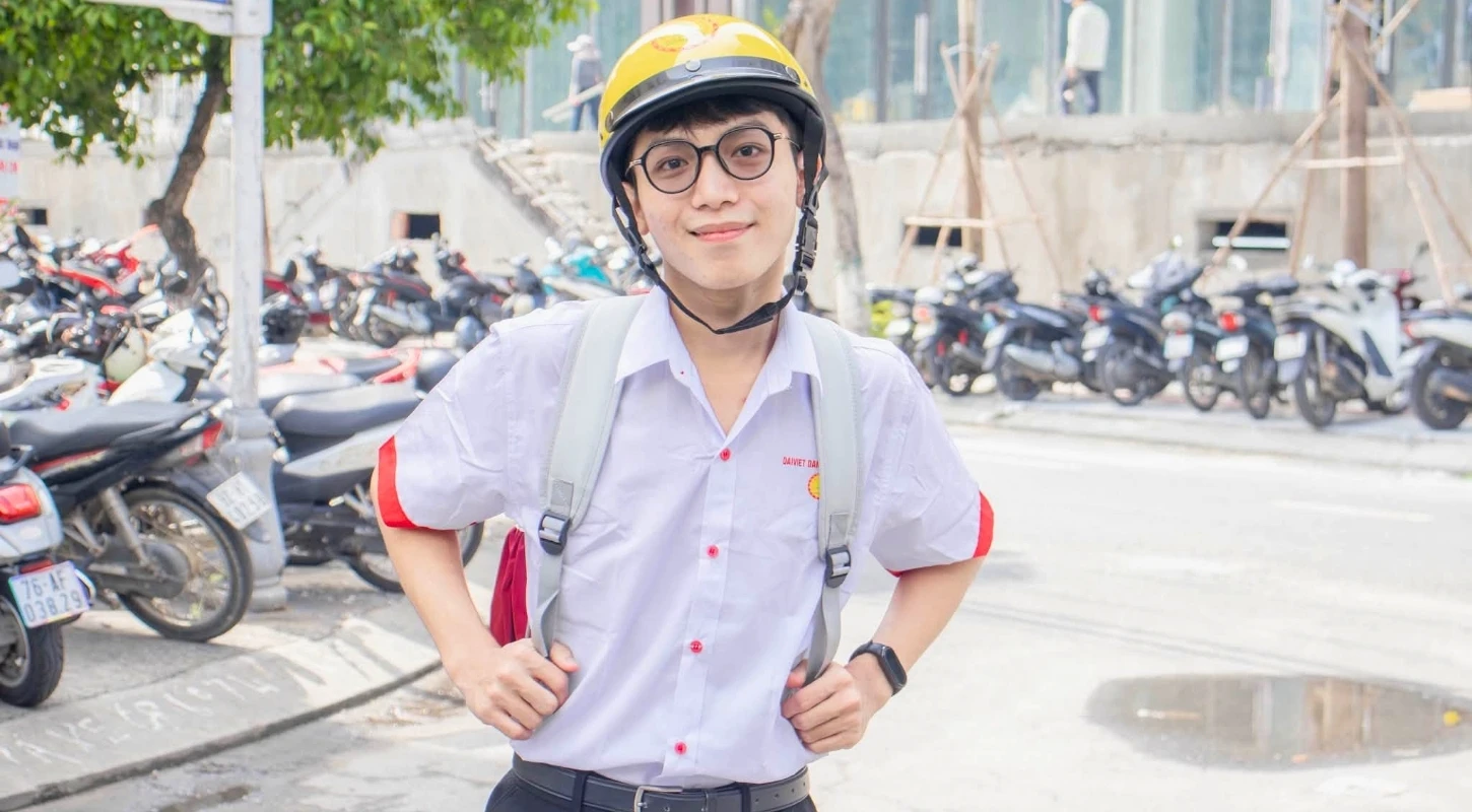 COMBO SIÊU HOT – SINH VIÊN ĐẠI VIỆT ĐÃ ĐỦ CHƯA?