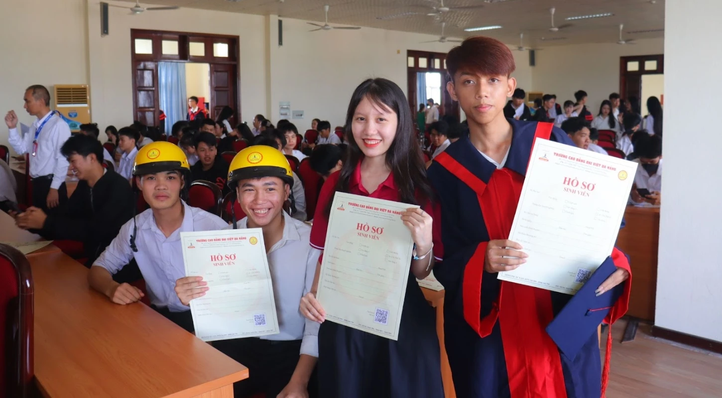 Định Hướng Học Viên Sau Tốt Nghiệp Trung Cấp | Trường Cao Đẳng Đại Việt Đà Nẵng