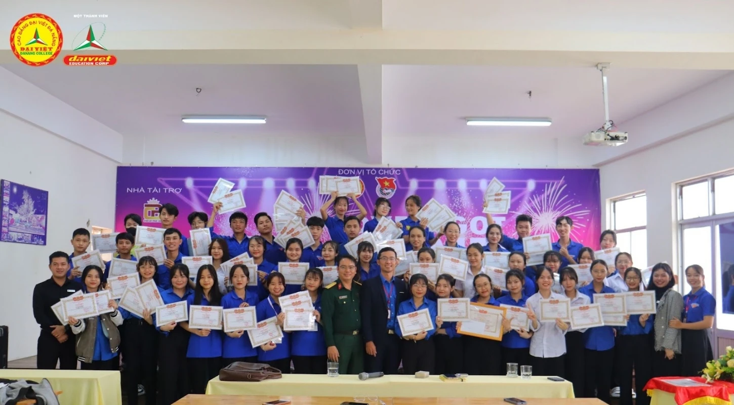 Hoạt Động Nổi Bật Năm 2023 Của Sinh Viên Dve | Trường Cao Đẳng Đại Việt Đà Nẵng