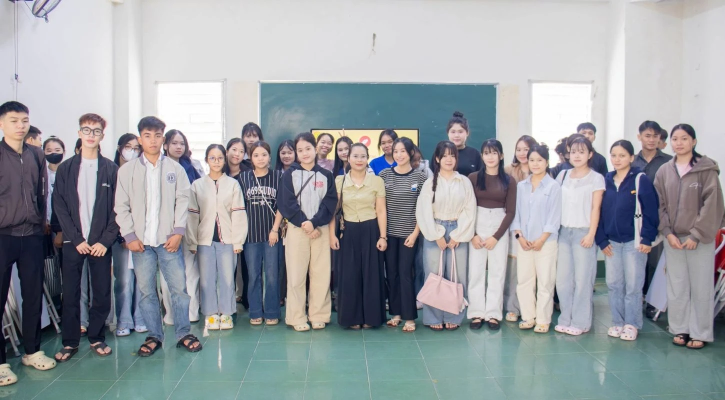 KHAI GIẢNG ĐỢT 6: NHẬP HỌC CUỐI – NHƯNG KHÔNG MUỘN!