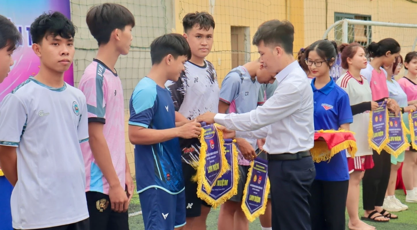 Khai Mạc Giải Bóng Đá Truyền Thống Dve 2024 | Trường Cao Đẳng Đại Việt Đà Nẵng