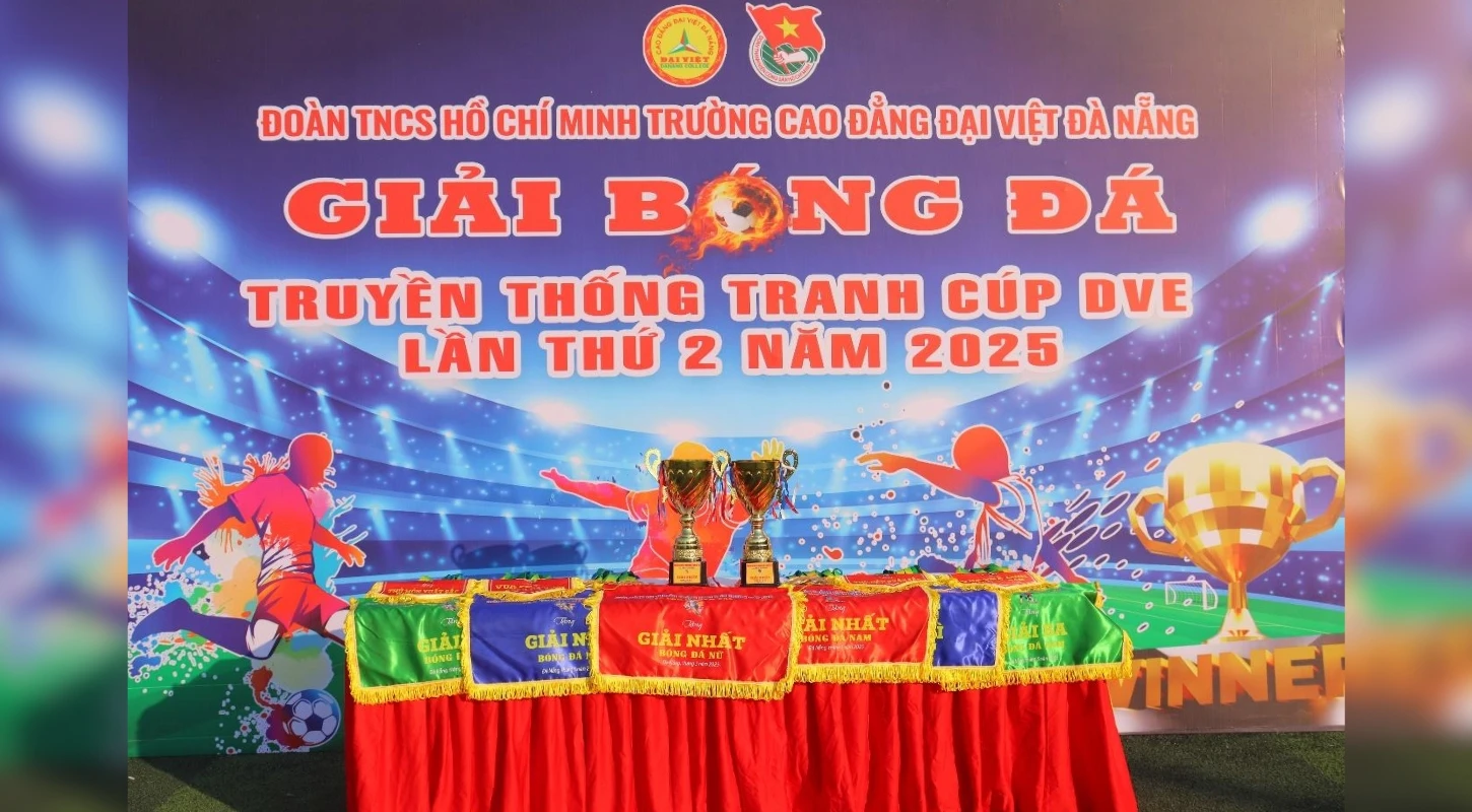 Khai Mạc Giải Bóng Đá Truyền Thống Tranh Cúp Dve Lần Thứ 2 Năm 2025 | Trường Cao Đẳng Đại Việt Đà Nẵng