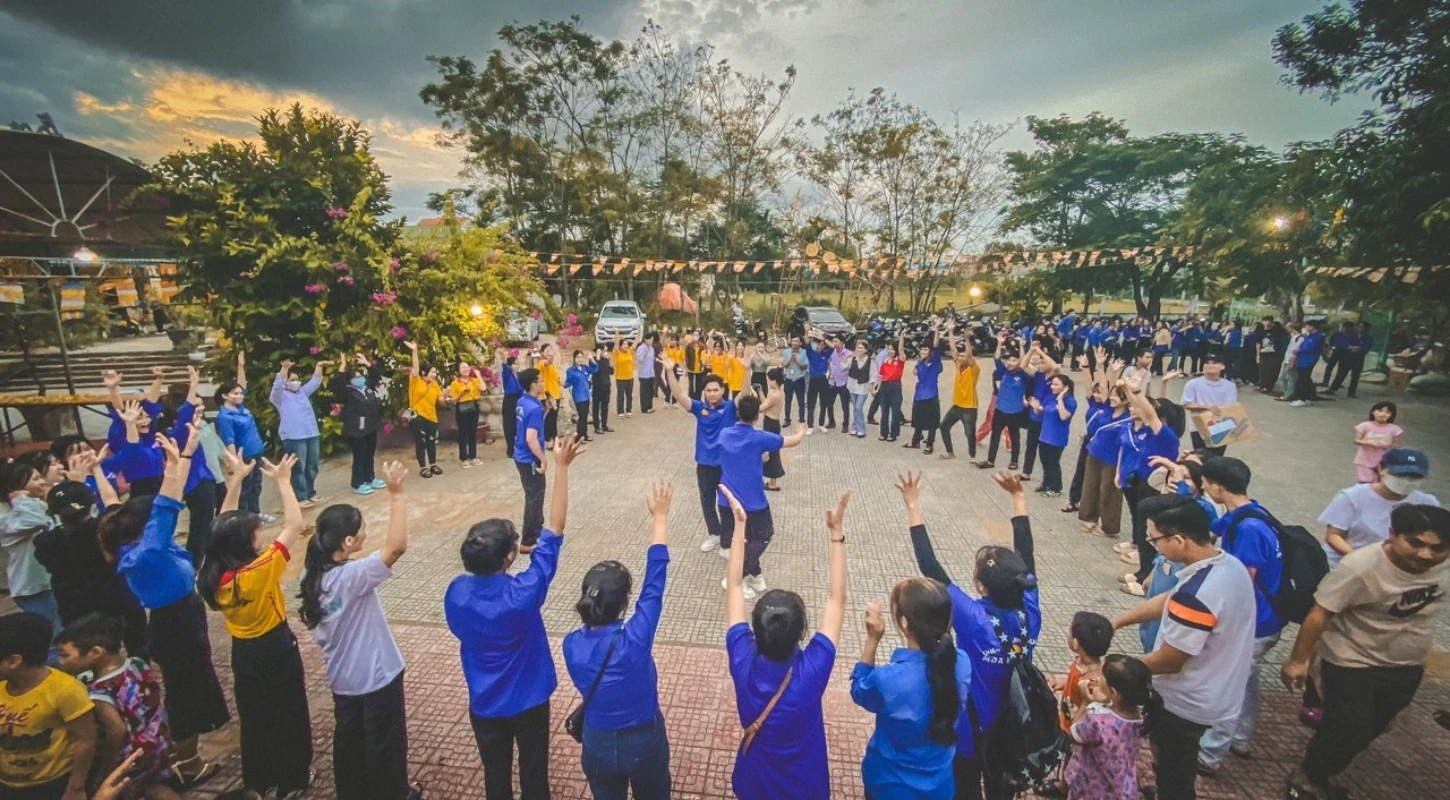 Mang Tết Đoàn Viên Đến Với Các Bạn Nhỏ Chùa Quang Châu 2023 | Trường Cao Đẳng Đại Việt Đà Nẵng