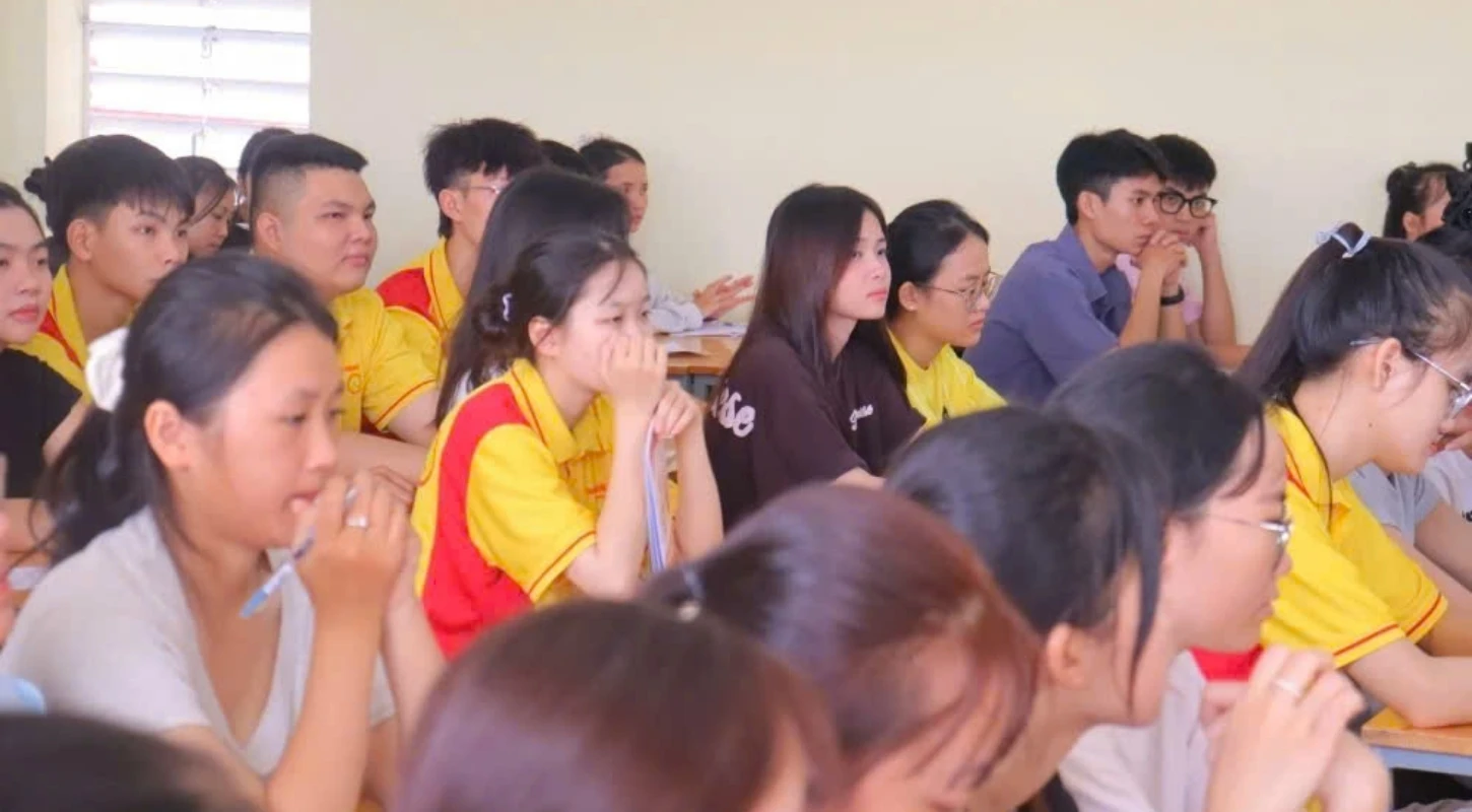 PHÍA SAU NHỮNG KỲ THI MƯỢT MÀ TẠI CAO ĐẲNG ĐẠI VIỆT ĐÀ NẴNG | Trường Cao Đẳng Đại Việt Đà Nẵng