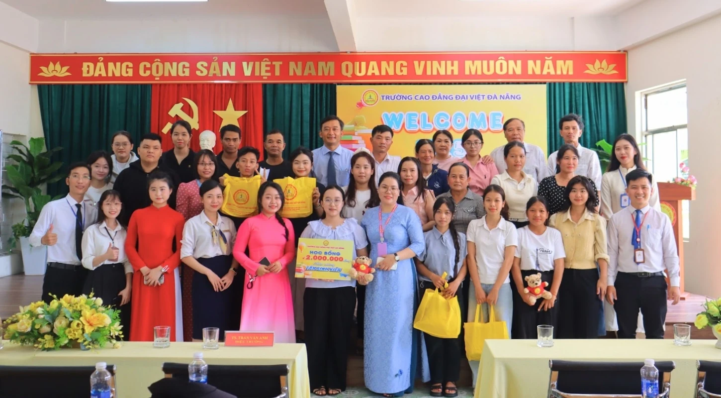 Phổ Biến Quy Chế Tham Quan Trường Cao Đẳng Đại Việt Đà Nẵng | Trường Cao Đẳng Đại Việt Đà Nẵng