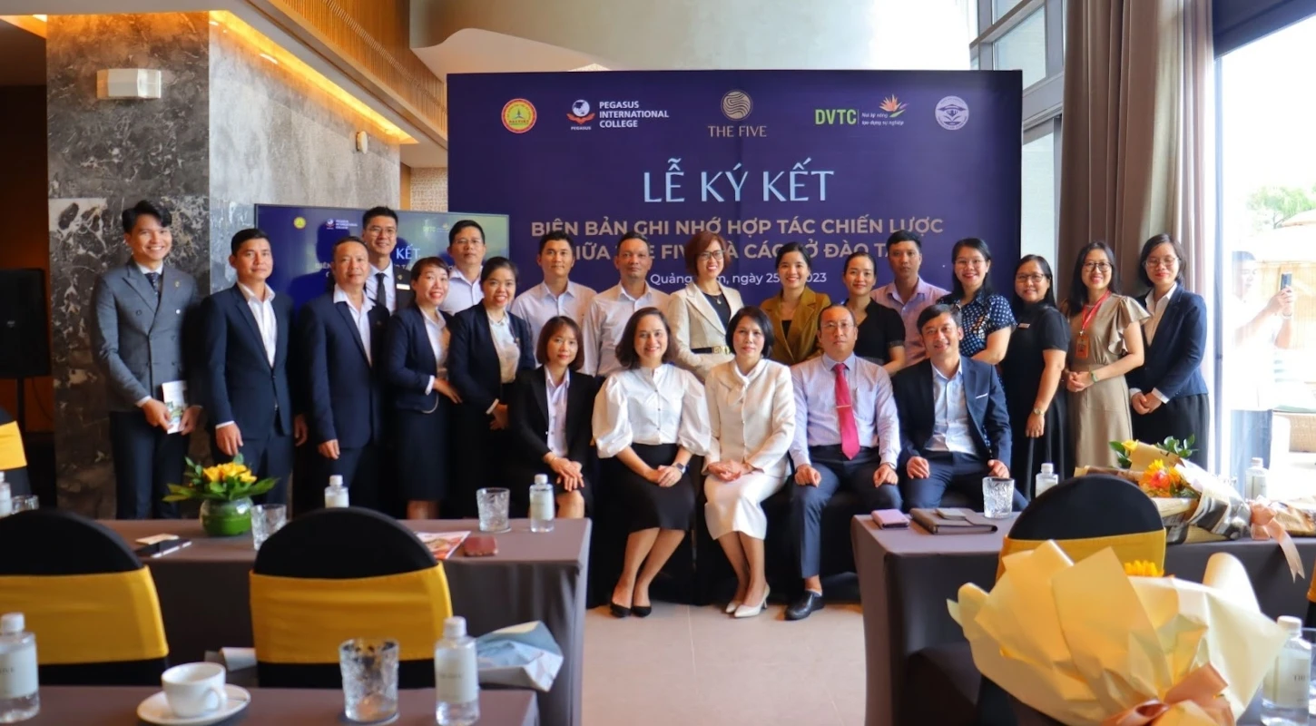 Tại Sao Trường Cao Đẳng Nghề Cần Hợp Tác Với Doanh Nghiệp? | Trường Cao Đẳng Đại Việt Đà Nẵng