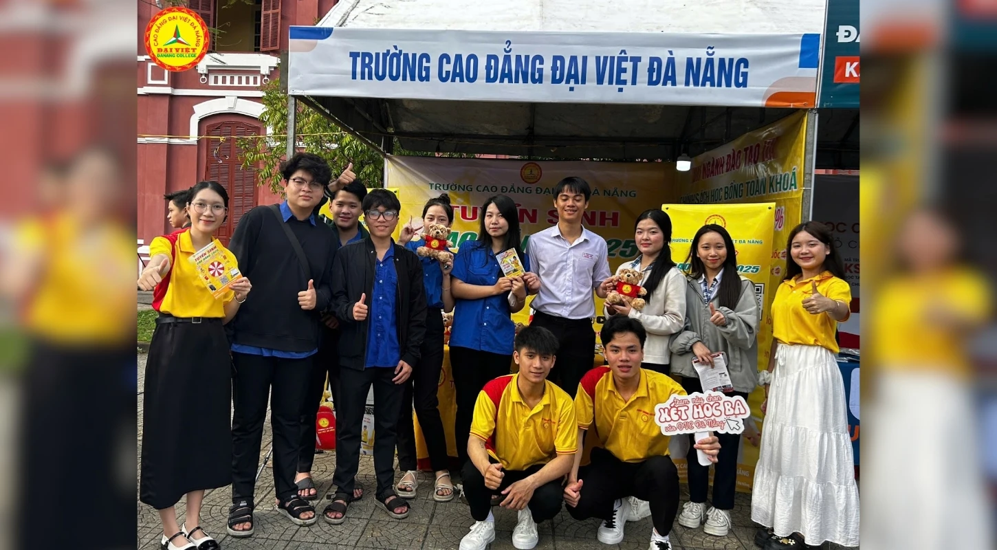 Trường Cao Đẳng Đại Việt Đà Nẵng Tham Gia Ngày Hội Tư Vấn Mùa Thi 2025 | Trường Cao Đẳng Đại Việt Đà Nẵng