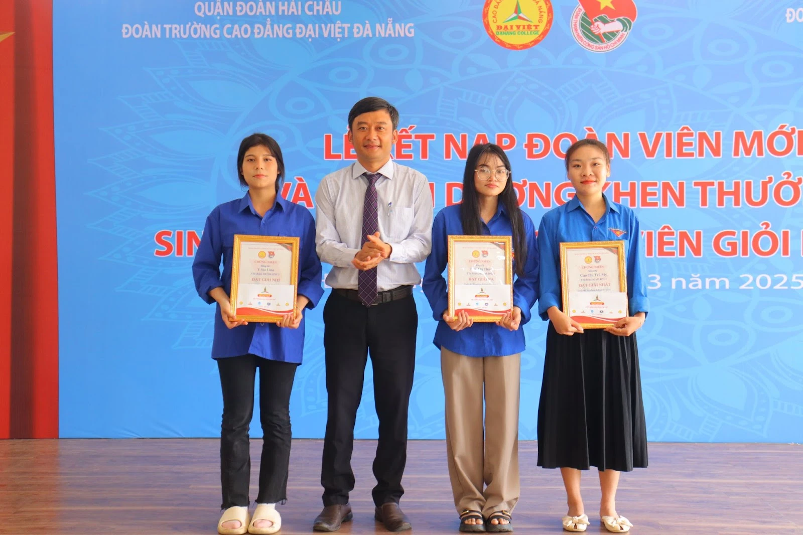 10 hoạt động tiêu biểu của sinh viên DVE tháng 3/2025 | Trường Cao đẳng Đại Việt Đà Nẵng – Phòng Công tác Sinh viên