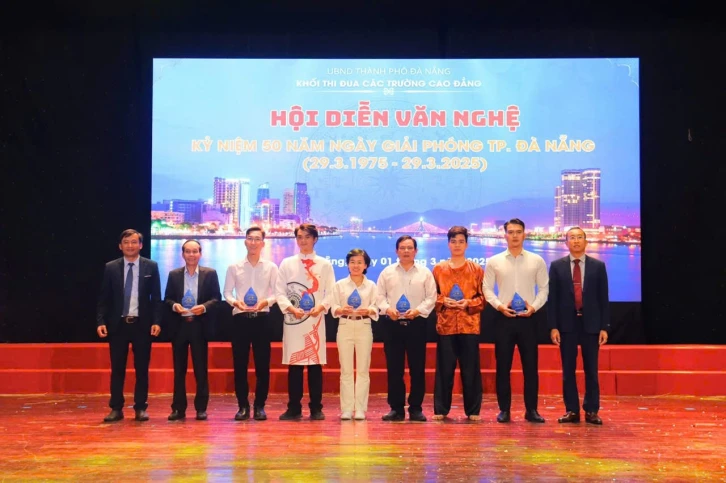 10 hoạt động tiêu biểu của sinh viên DVE tháng 3/2025 | Trường Cao đẳng Đại Việt Đà Nẵng – Phòng Công tác Sinh viên