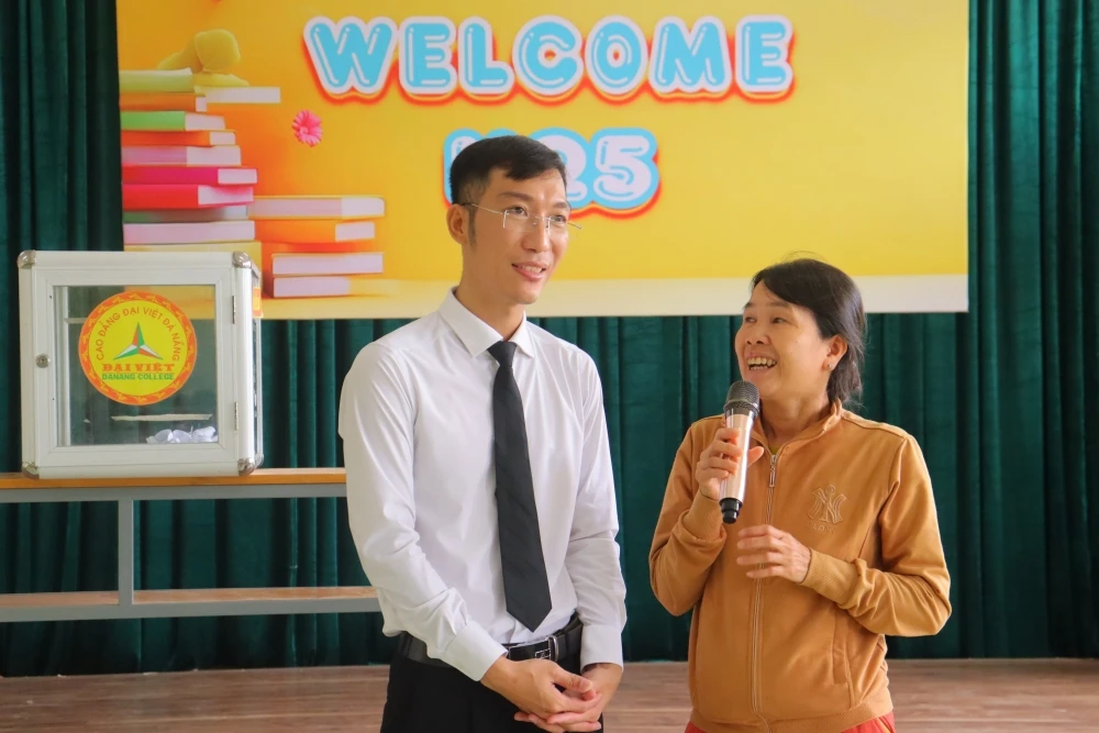 Chào đón 150 Tân Sinh Viên K25 Nhập Học 17/9/2025 | Trường Cao Đẳng Đại Việt Đà Nẵng