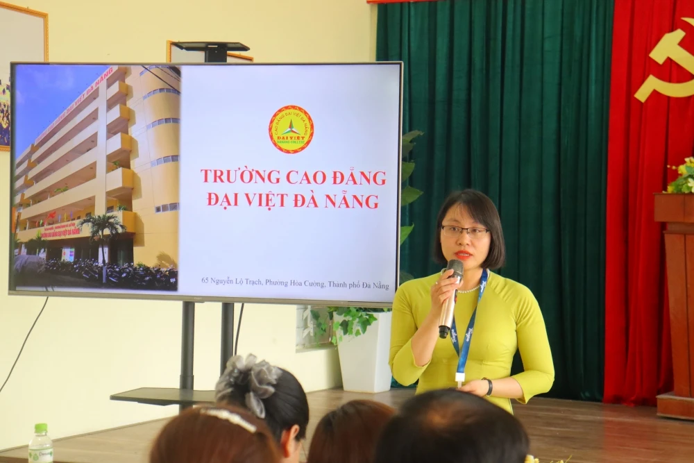 Chào đón 150 Tân Sinh Viên K25 Nhập Học 17/9/2025 | Trường Cao Đẳng Đại Việt Đà Nẵng