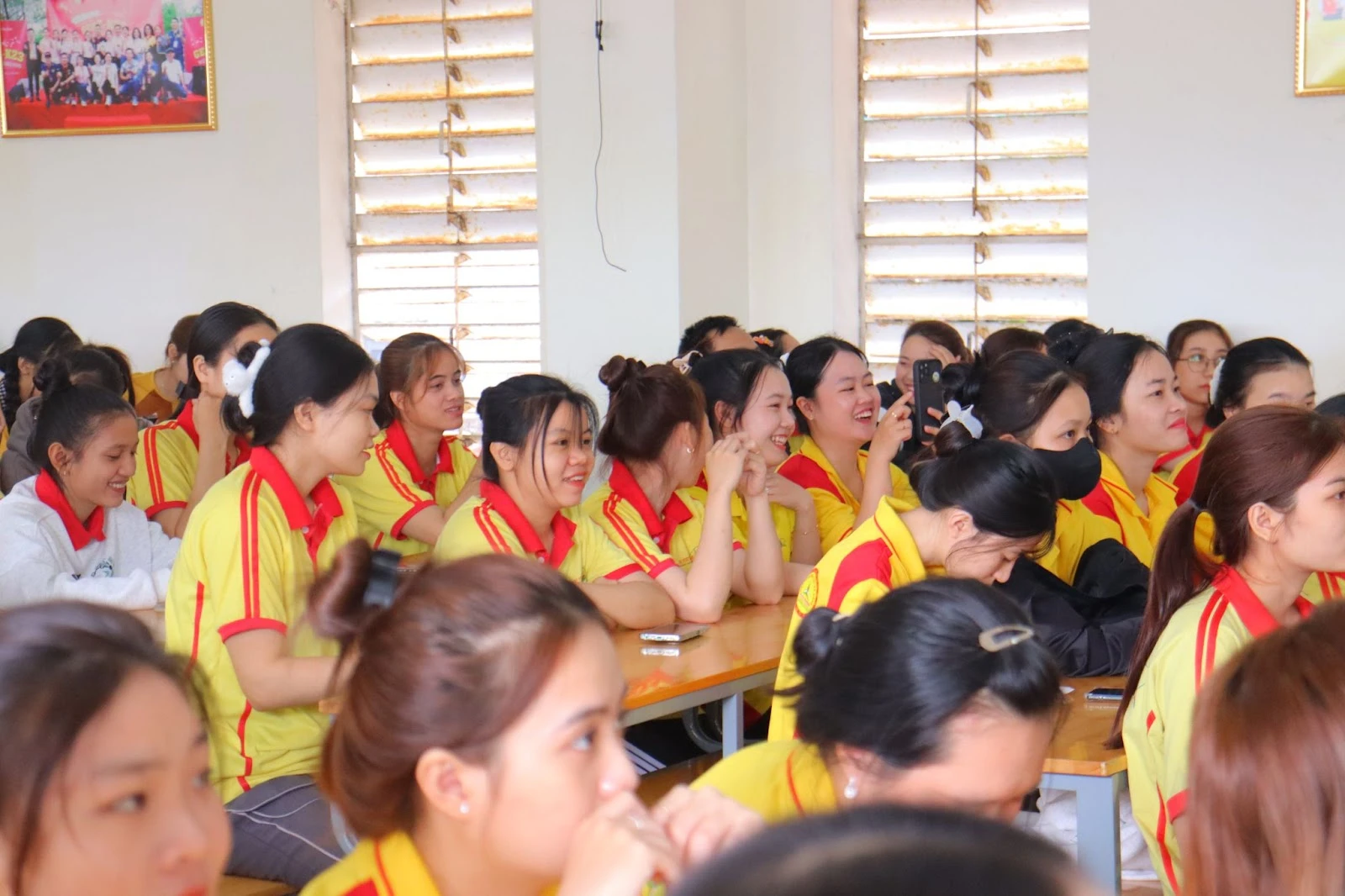 Hội thi Nhảy hiện đại – Hoạt động sinh viên Trường Cao Đẳng Đại Việt Đà Nẵng sôi động và ấn tượng