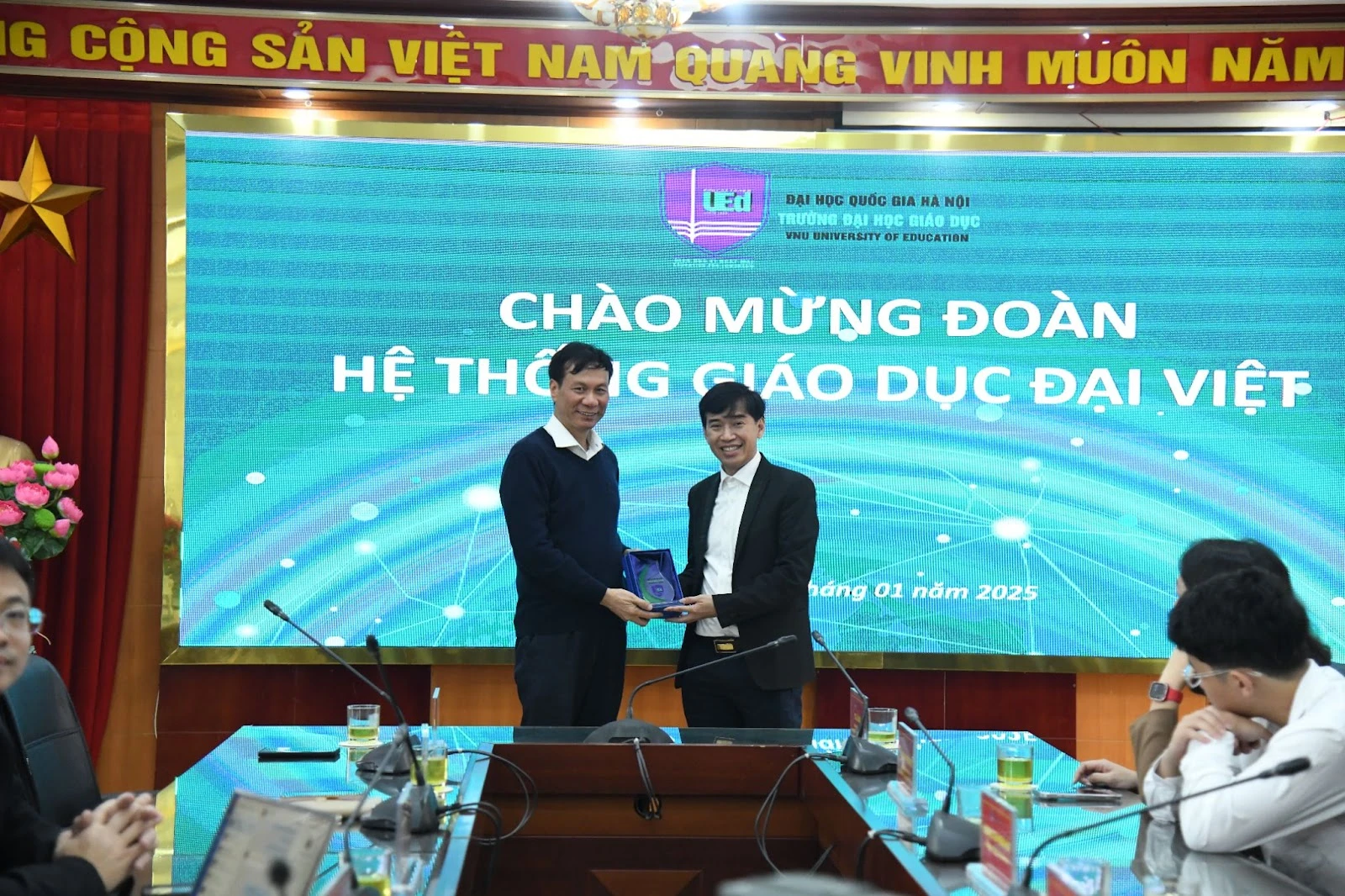 Đẩy mạnh hợp tác giữa Hệ thống Giáo dục Đại Việt và Trường Đại học Giáo dục | Trường Cao Đẳng Đại Việt Đà Nẵng