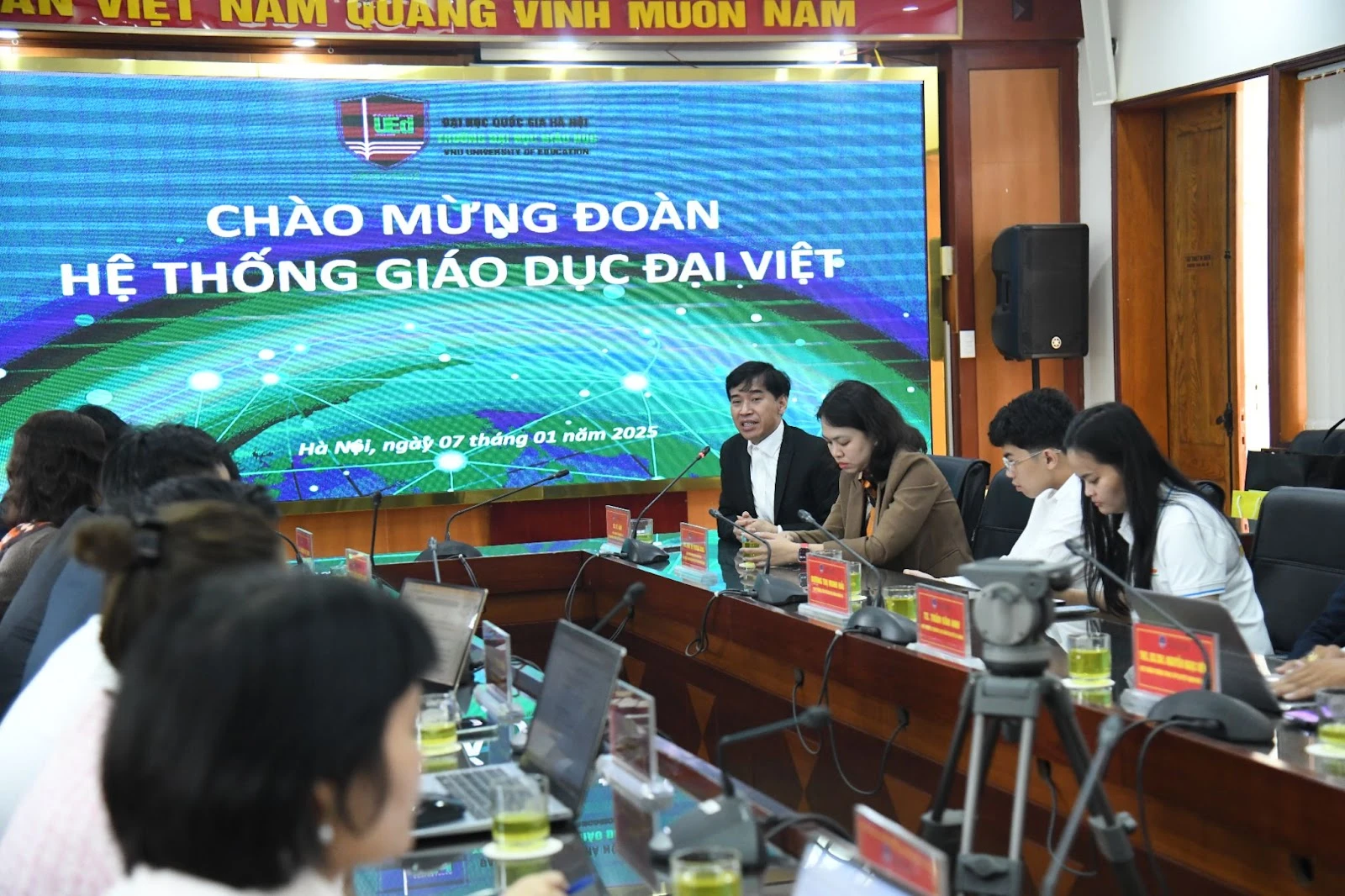 Đẩy mạnh hợp tác giữa Hệ thống Giáo dục Đại Việt và Trường Đại học Giáo dục | Trường Cao Đẳng Đại Việt Đà Nẵng