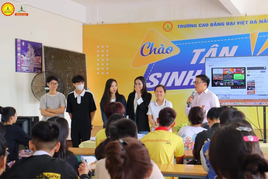 Hoạt Động Đầu Khóa Sinh Viên 2023–2024 | Trường Cao Đẳng Đại Việt Đà Nẵng