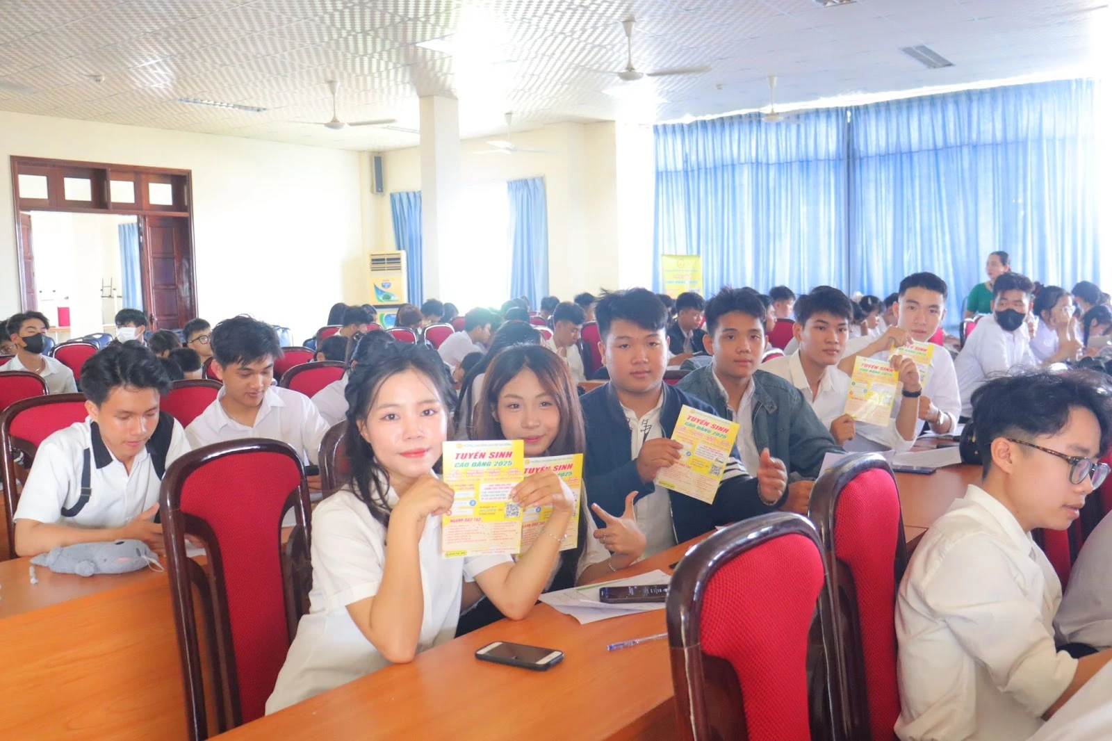 Định Hướng Học Viên Sau Tốt Nghiệp Trung Cấp | Trường Cao Đẳng Đại Việt Đà Nẵng