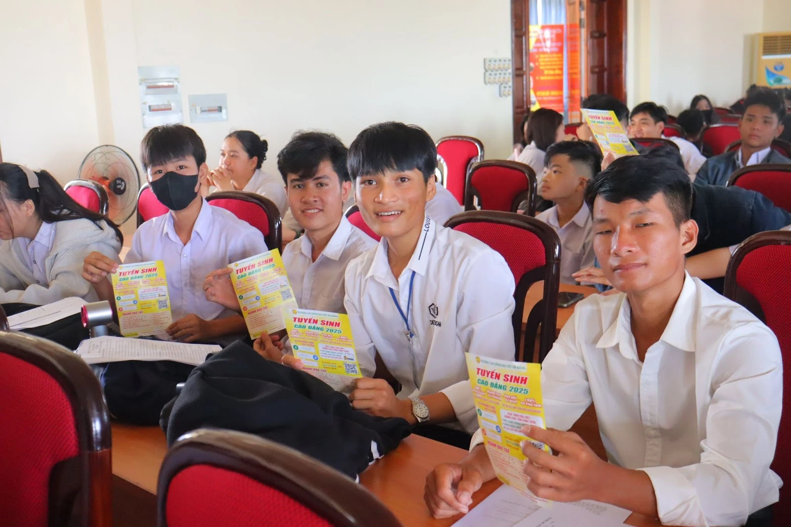 Định Hướng Học Viên Sau Tốt Nghiệp Trung Cấp | Trường Cao Đẳng Đại Việt Đà Nẵng