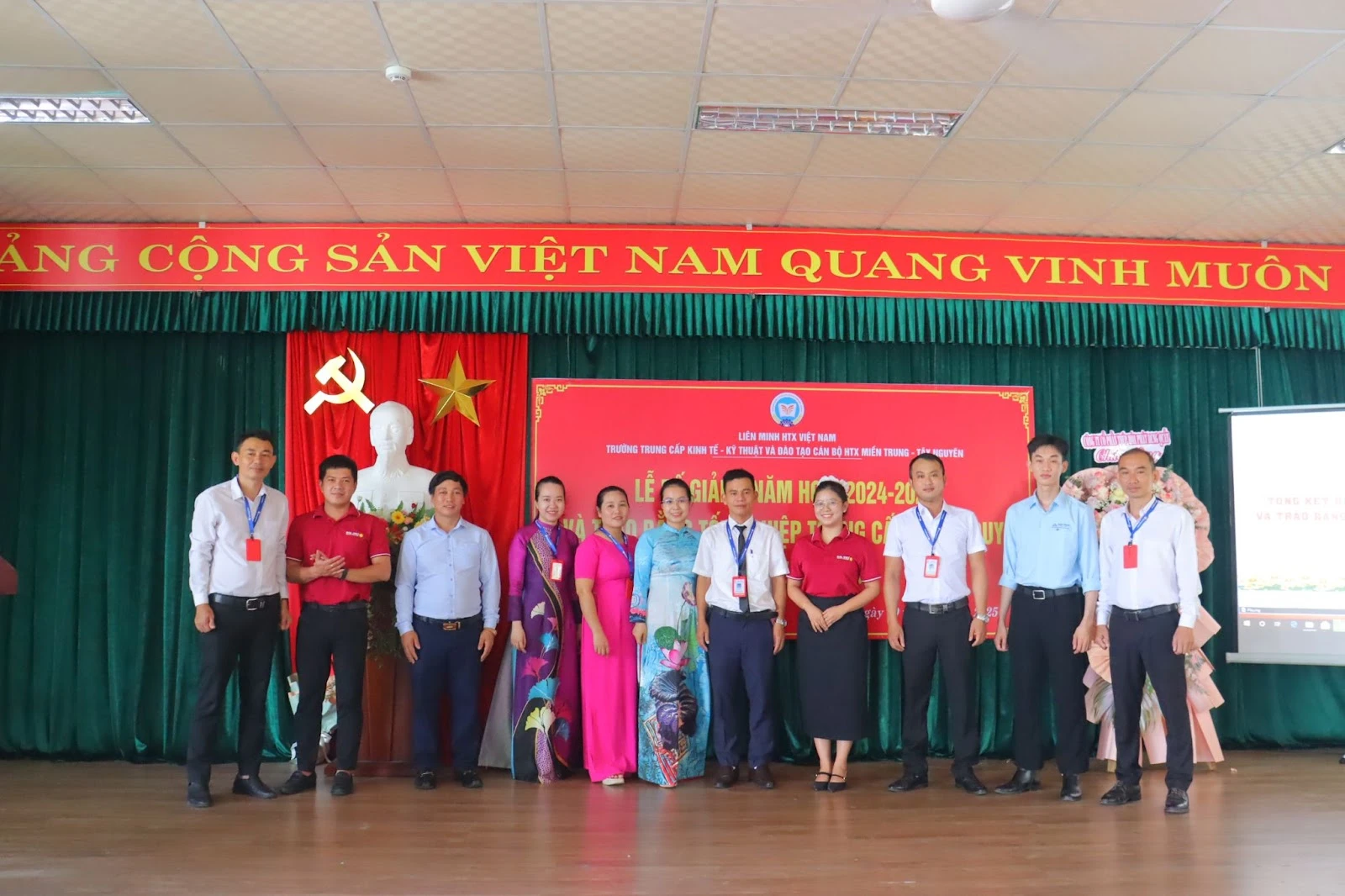 Định Hướng Học Viên Sau Tốt Nghiệp Trung Cấp | Trường Cao Đẳng Đại Việt Đà Nẵng