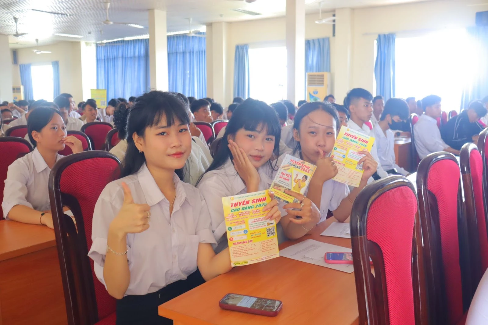 Định Hướng Học Viên Sau Tốt Nghiệp Trung Cấp | Trường Cao Đẳng Đại Việt Đà Nẵng