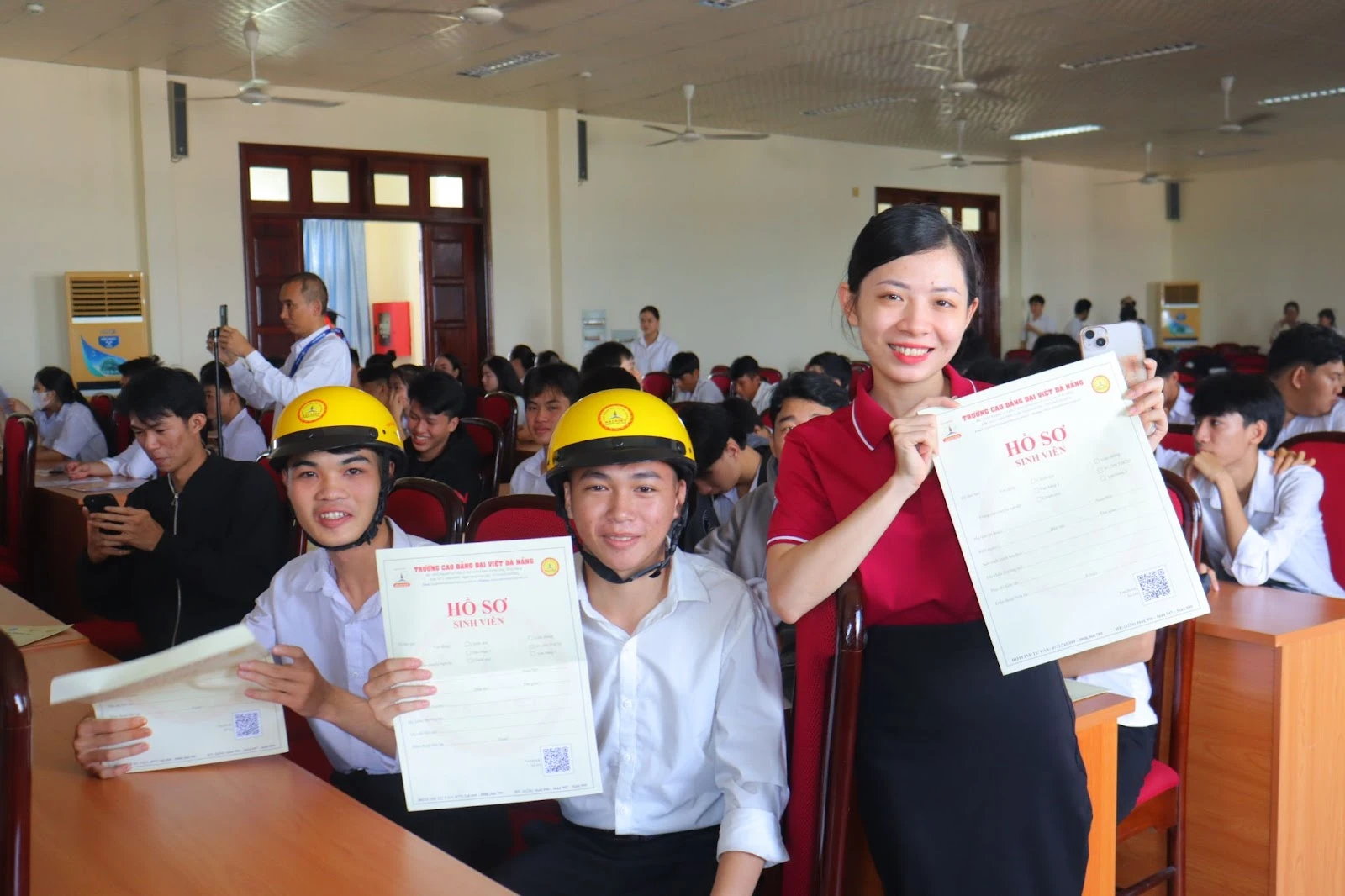 Định Hướng Học Viên Sau Tốt Nghiệp Trung Cấp | Trường Cao Đẳng Đại Việt Đà Nẵng