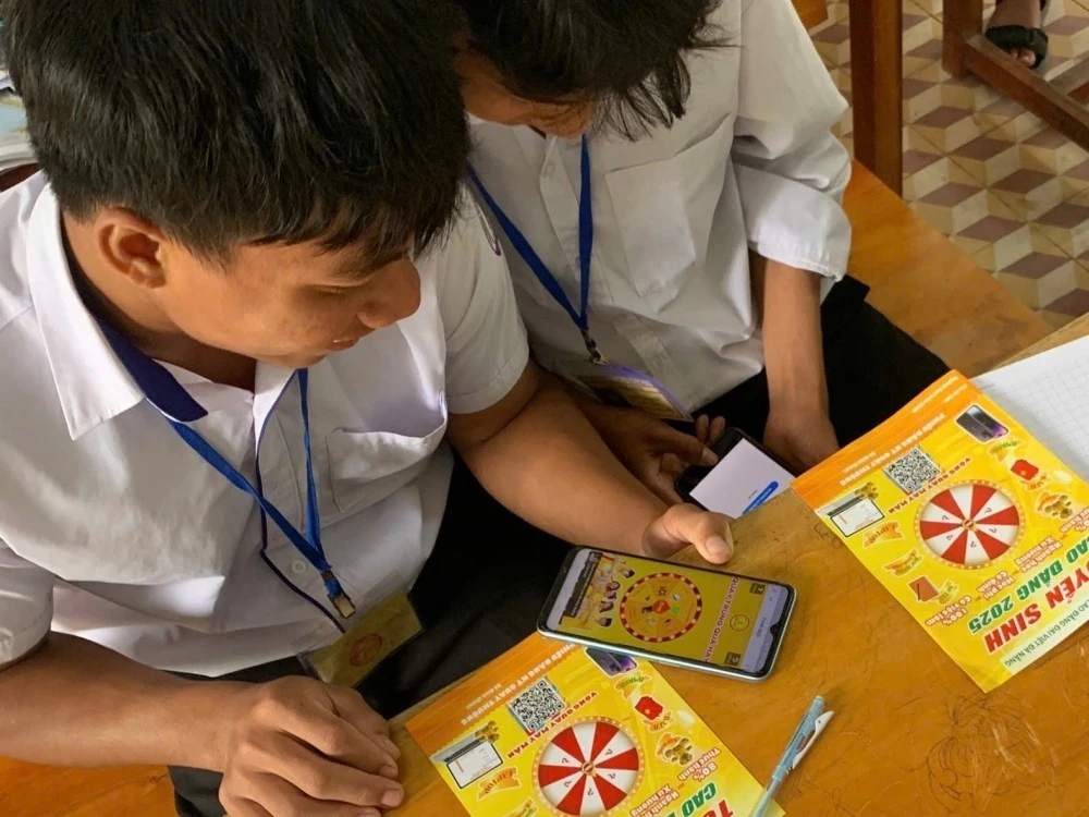 Đón Chờ Đội Ngũ Tư Vấn Hướng Nghiệp Đổ Bộ Từng Trường – Đến Từng Lớp 12!