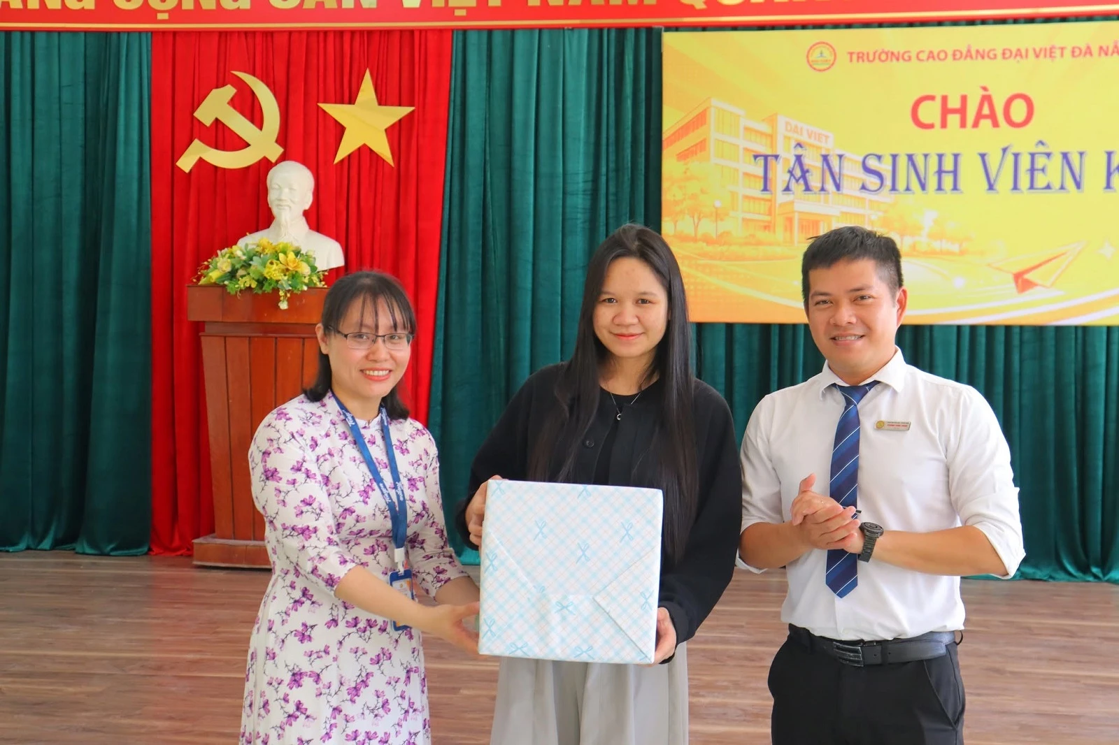 ĐỒNG HÀNH CÙNG TÂN SINH VIÊN ĐOÀN TRƯỜNG CAO ĐẲNG ĐẠI VIỆT ĐÀ NẴNG HỖ TRỢ NHẬP HỌC VÀ TÌM TRỌ AN TOÀN