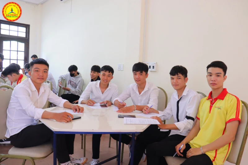 Gặp Gỡ & Bàn Giao Sinh Viên Thực Tập Tại Nhà Máy THACO – Trường Cao Đẳng Đại Việt Đà Nẵng