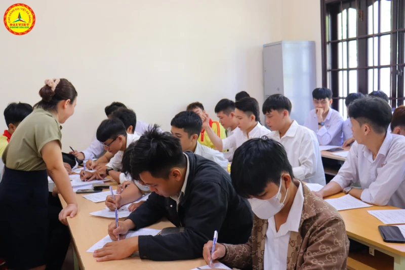 Gặp Gỡ & Bàn Giao Sinh Viên Thực Tập Tại Nhà Máy THACO – Trường Cao Đẳng Đại Việt Đà Nẵng