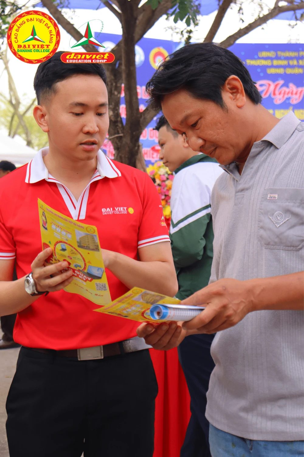 Gian hàng Trường Cao Đẳng Đại Việt Đà Nẵng thu hút tại Ngày hội tư vấn – tuyển sinh giáo dục nghề nghiệp Đà Nẵng