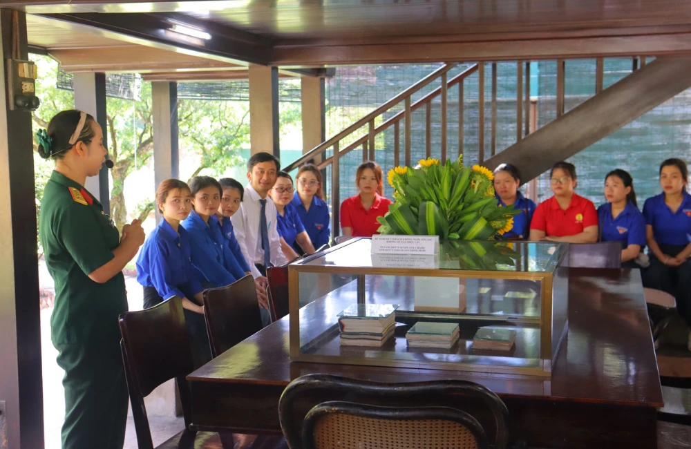 HÀNH TRÌNH VỀ NGUỒN: SÂU LẮNG NHỮNG BƯỚC CHÂN TRI ÂN