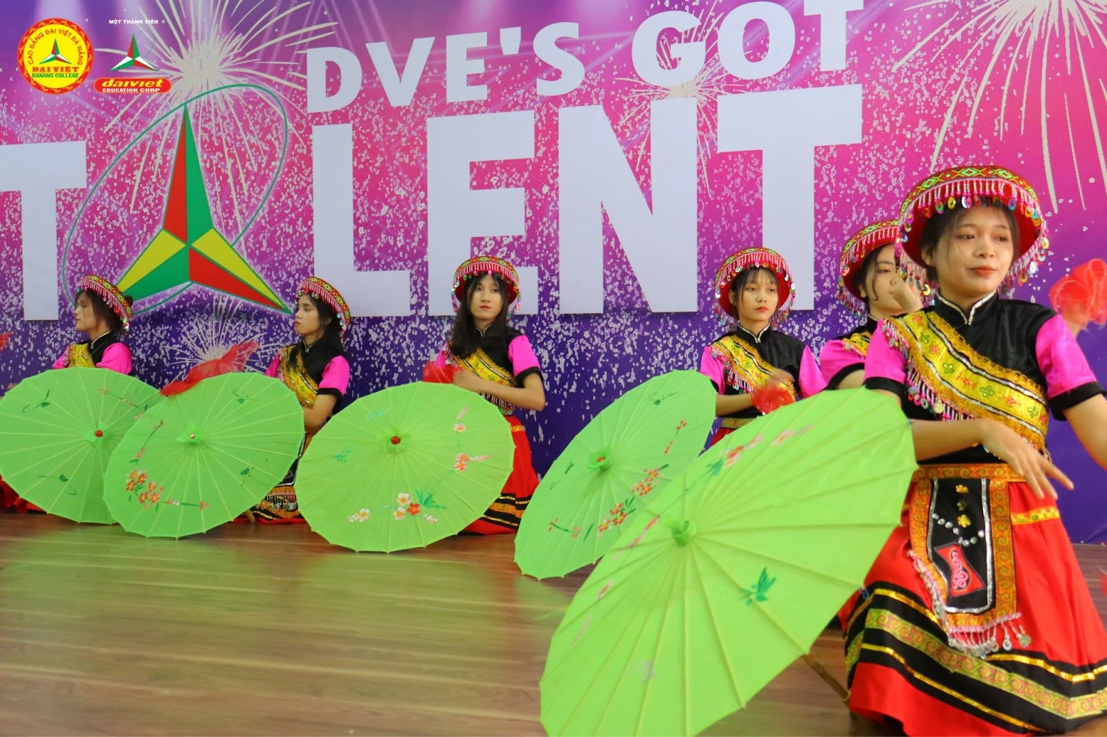 Hoạt Động Nghệ Thuật Sinh Viên Trường Cao Đẳng Đại Việt Đà Nẵng | Trung Tâm Tuyển Sinh Truyền Thông