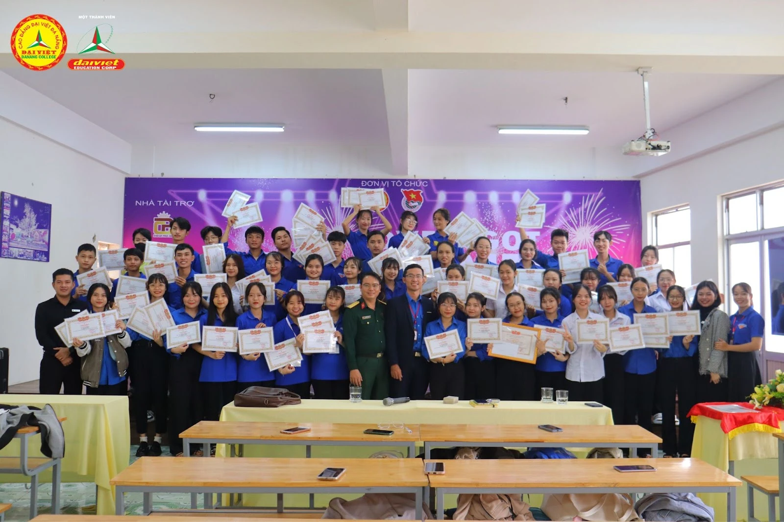 Hoạt Động Nổi Bật Năm 2023 của Sinh Viên DVE | Trường Cao Đẳng Đại Việt Đà Nẵng