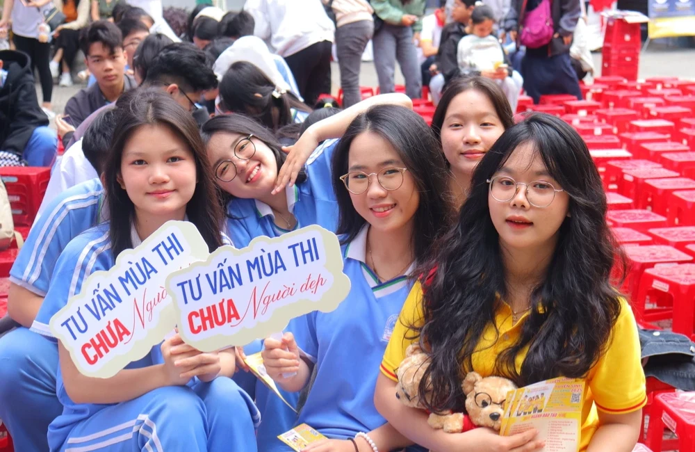 HỌC CAO ĐẲNG CÓ DỄ XIN VIỆC KHÔNG?