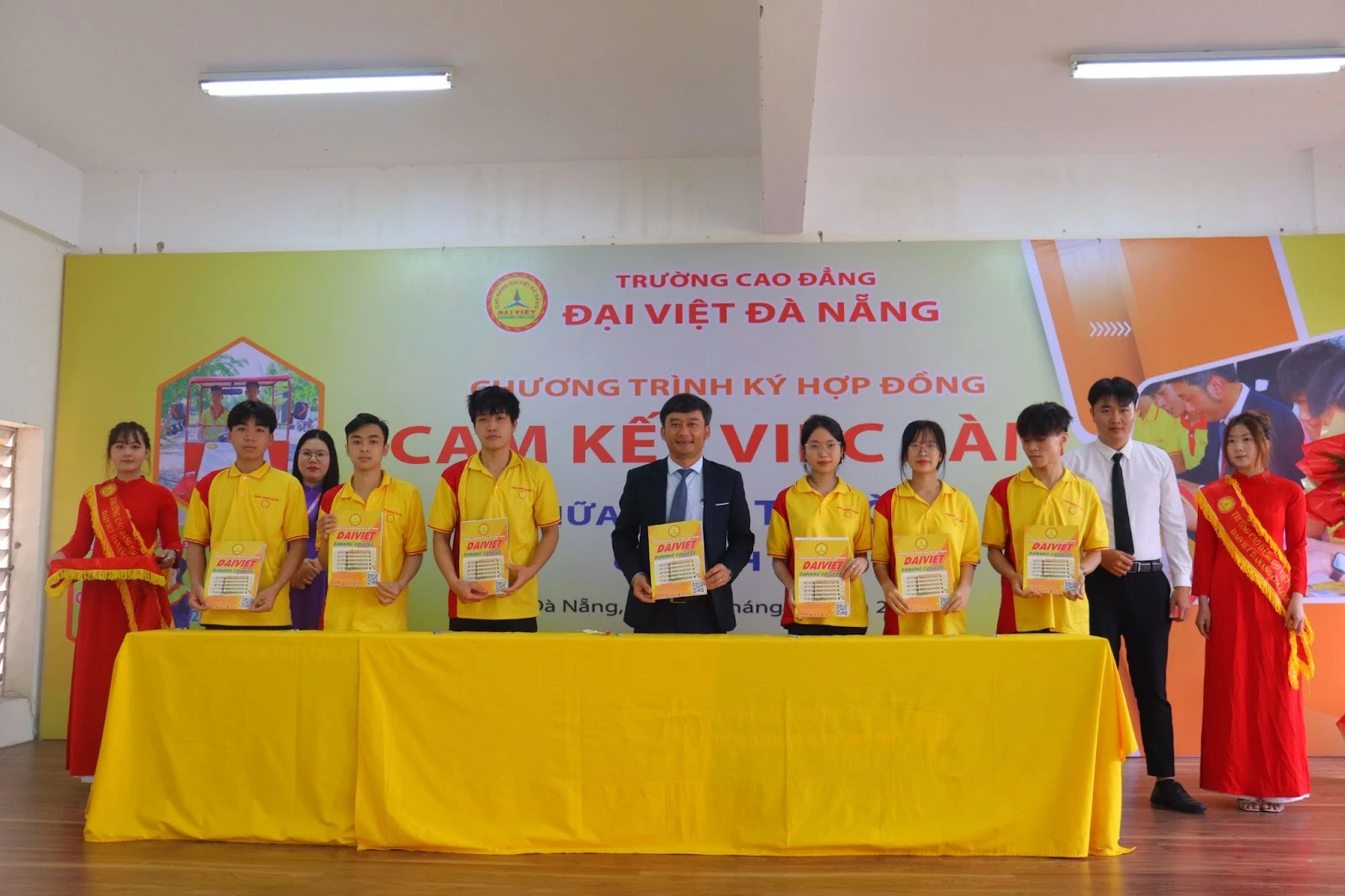 Học Công Nghệ Ô Tô “Học Thật – Làm Thật” tại Trường Cao Đẳng Đại Việt Đà Nẵng