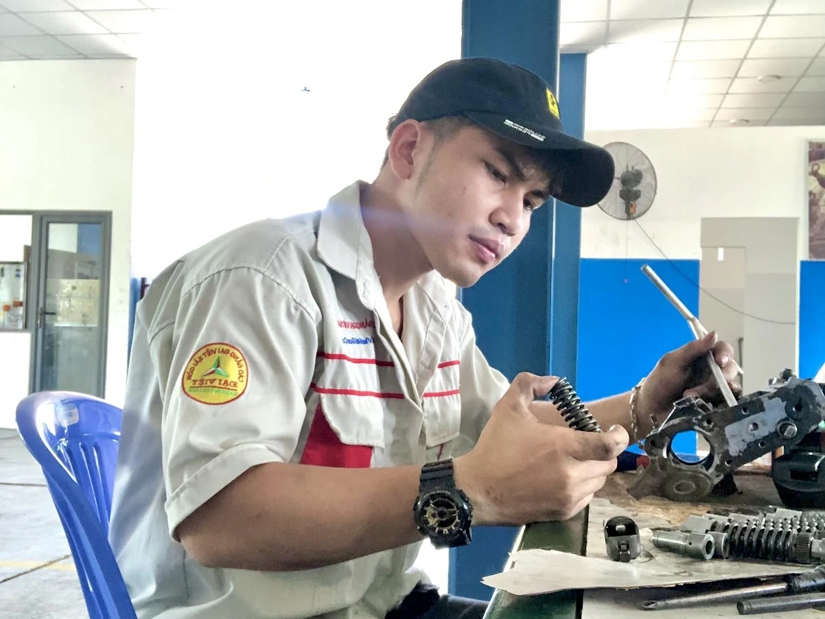 Học Công Nghệ Ô Tô “Học Thật – Làm Thật” tại Trường Cao Đẳng Đại Việt Đà Nẵng