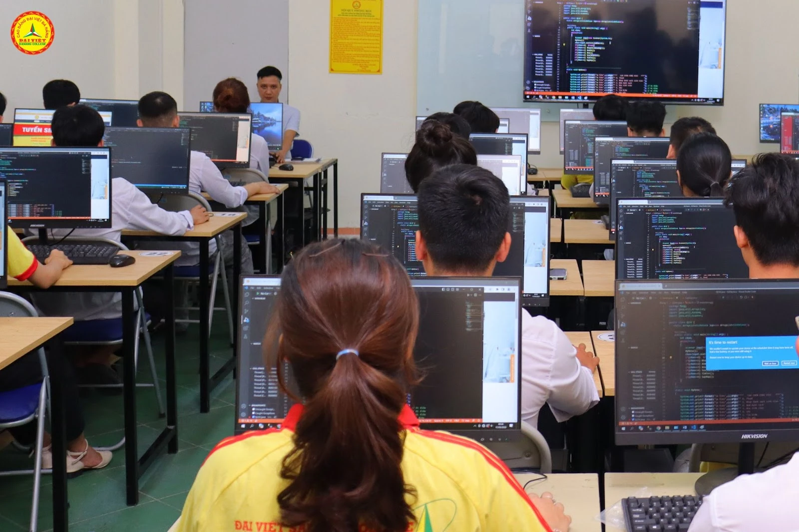 Học Công Nghệ Thông Tin Hệ Cao Đẳng Có Lép Vế? | Trường Cao Đẳng Đại Việt Đà Nẵng