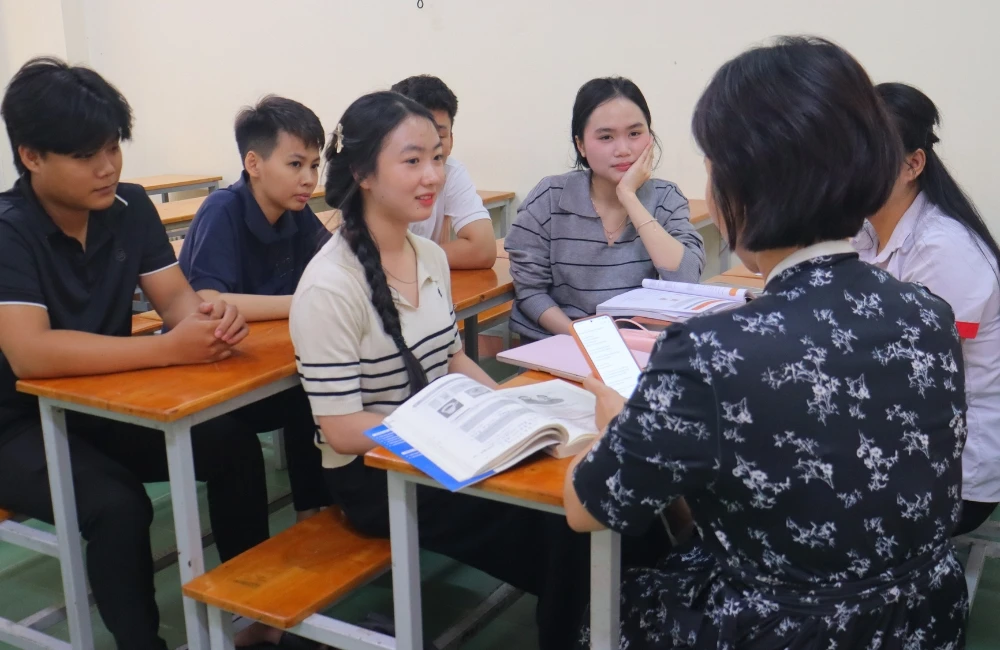 Học Tiếng Hàn Không Chỉ Là Học Trên Giáo Trình