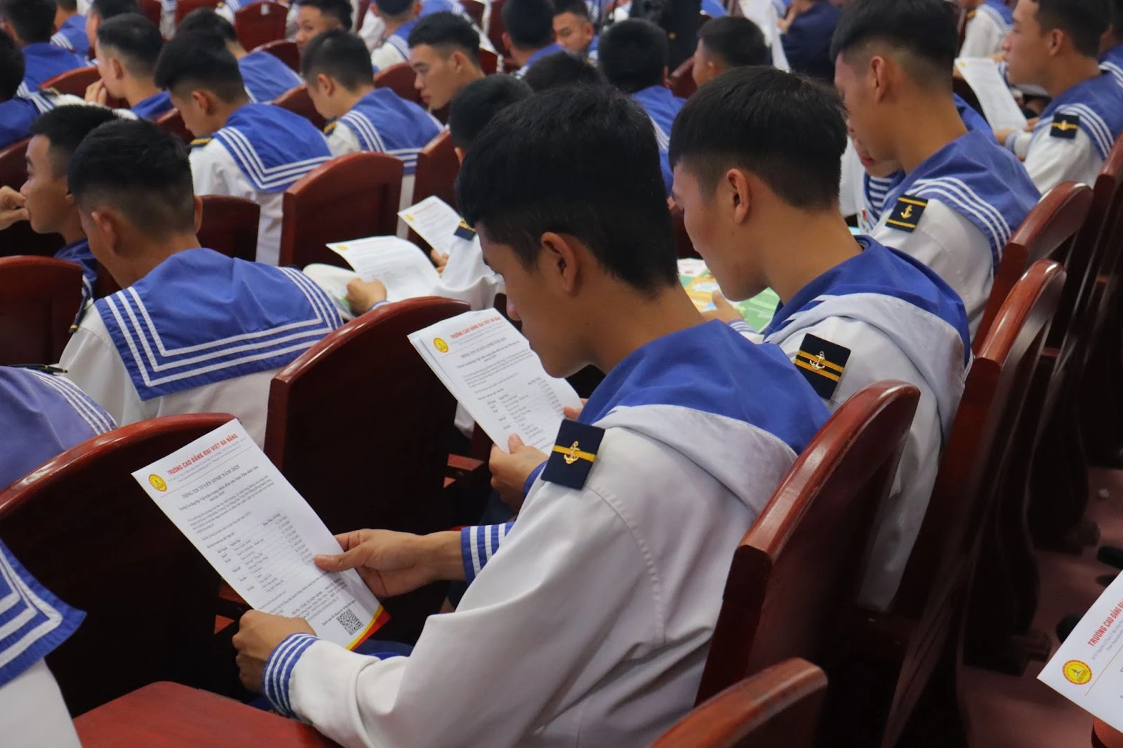 Hướng nghiệp cho 300 thanh niên xuất ngũ 2025 – Trường Cao đẳng Đại Việt Đà Nẵng