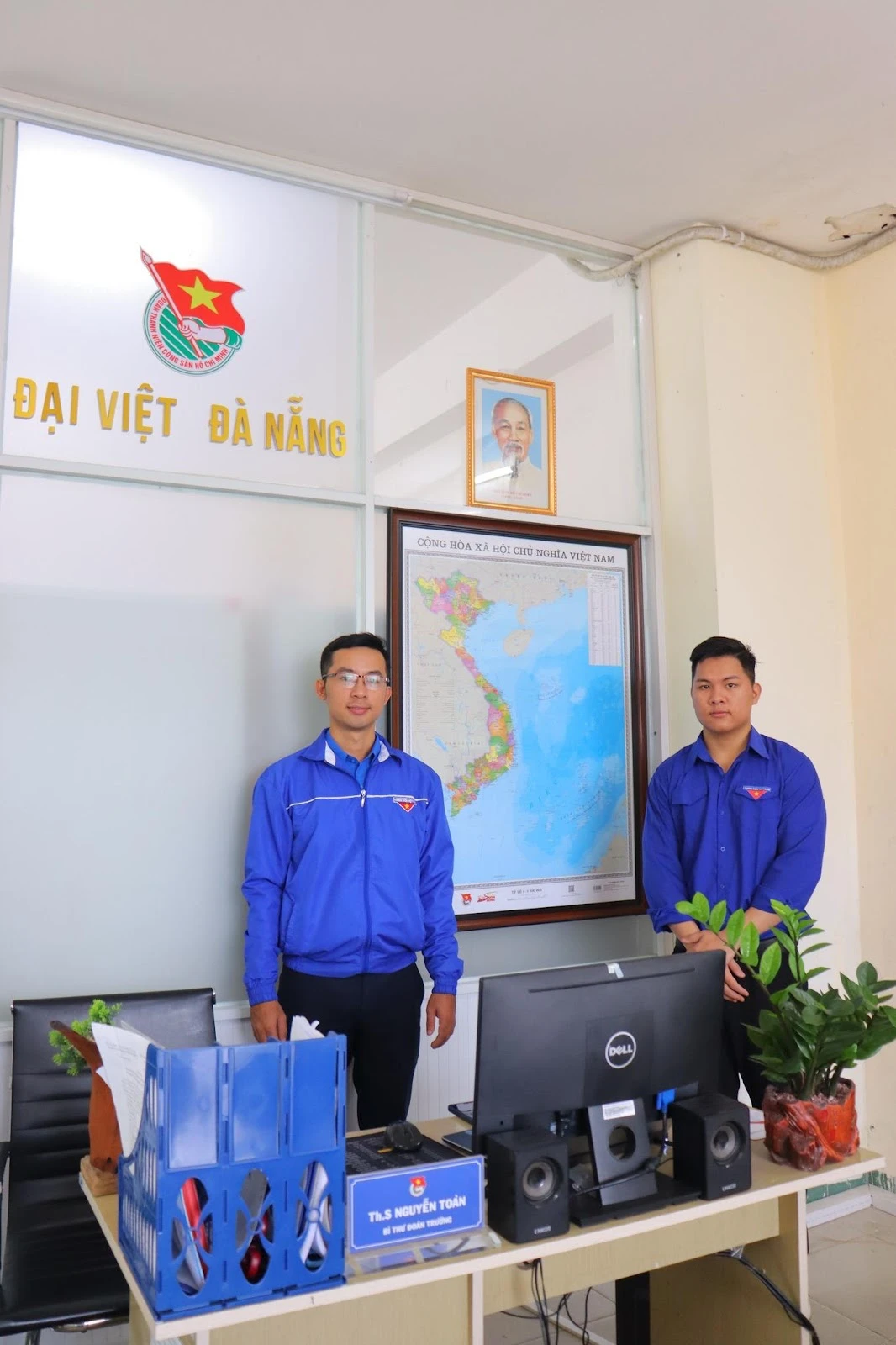 Hưởng Ứng Cuộc Vận Động “Tự Hào Một Dải Non Sông” – Hoạt Động Sinh Viên Trường Cao Đẳng Đại Việt Đà Nẵng