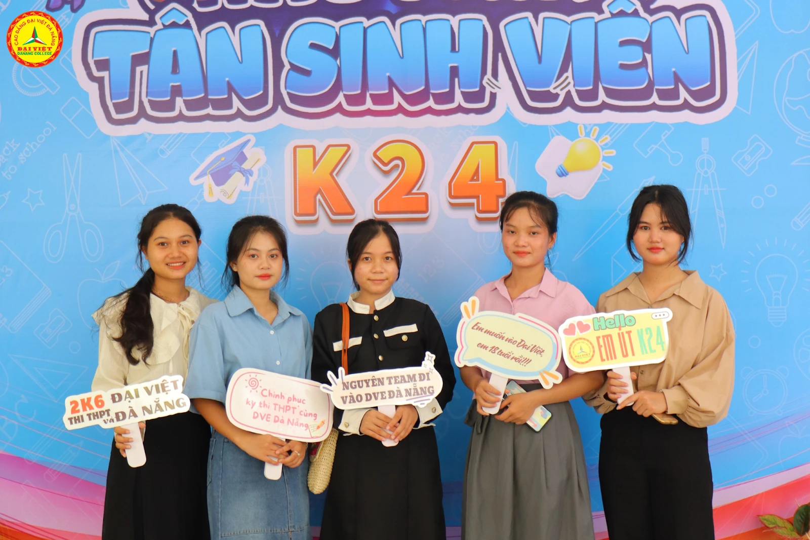 Khai Giảng Đợt 3: Gần 200 Tân Sinh Viên Nhập Học Tại Trường Cao Đẳng Đại Việt Đà Nẵng