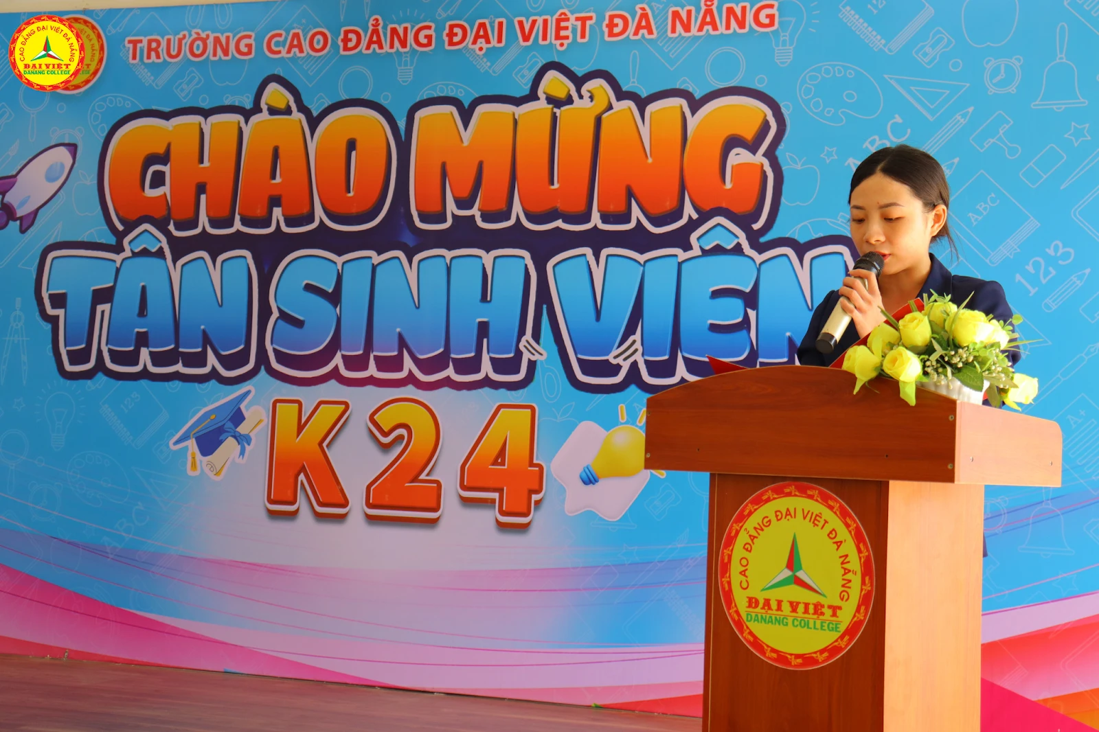 Khai Giảng Đợt 3: Gần 200 Tân Sinh Viên Nhập Học Tại Trường Cao Đẳng Đại Việt Đà Nẵng