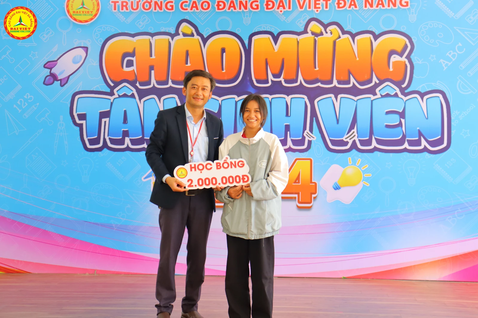 Khai Giảng Đợt 3: Gần 200 Tân Sinh Viên Nhập Học Tại Trường Cao Đẳng Đại Việt Đà Nẵng