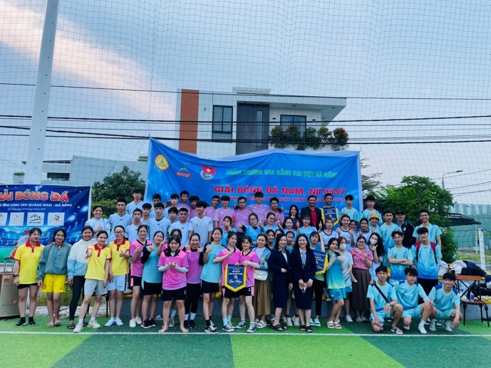 Lễ Khai Mạc Giải Bóng Đá Truyền Thống HSSV 2023 – Trường Cao Đẳng Đại Việt Đà Nẵng