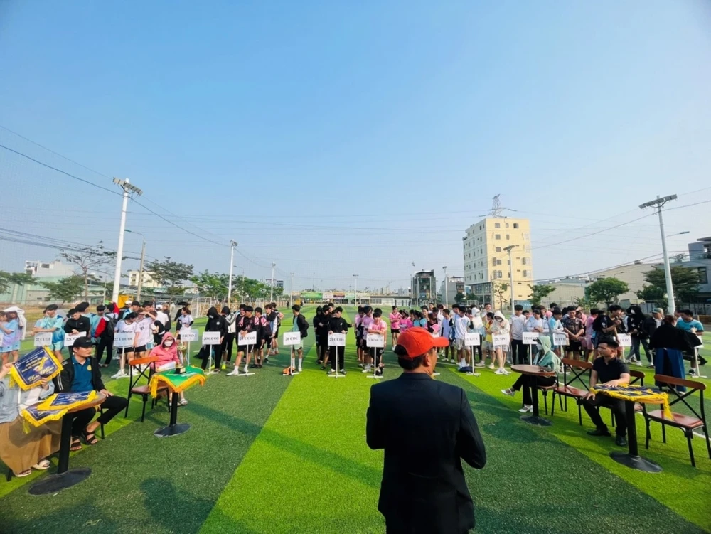 Lễ Khai Mạc Giải Bóng Đá Truyền Thống HSSV 2023 – Trường Cao Đẳng Đại Việt Đà Nẵng