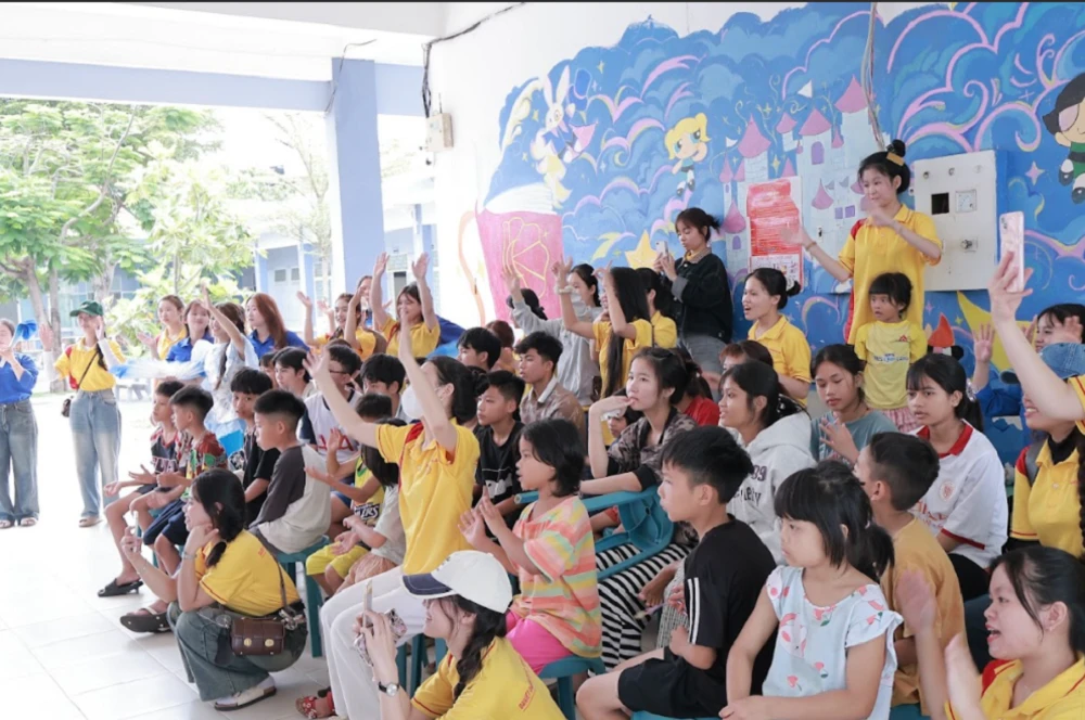 KHI HỌC KỸ NĂNG KHÔNG CHỈ NẰM TRÊN SÁCH VỞ