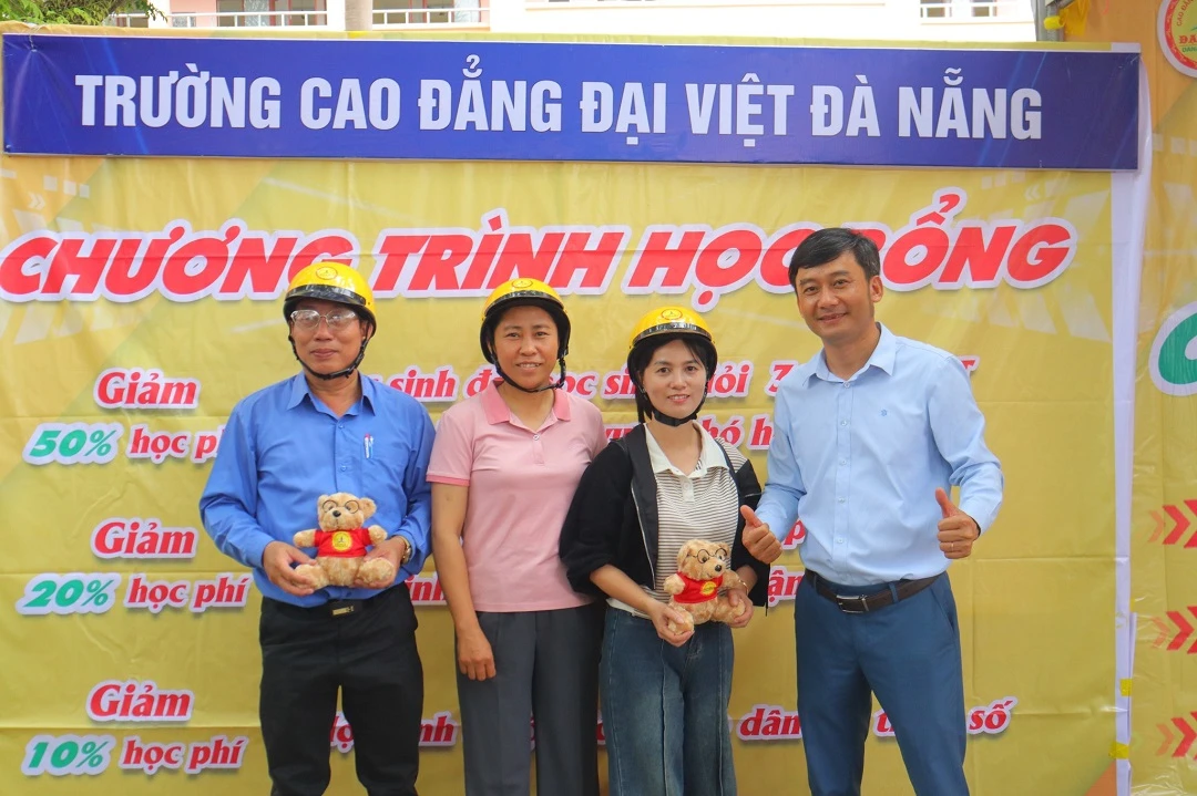 KHI HỌC NGHỀ KHÔNG PHẢI LỐI RẼ PHỤ